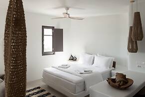 Zetine Suites Sikinos