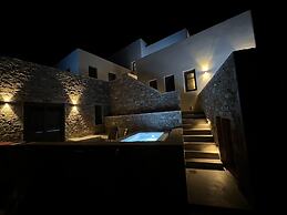 Zetine Suites Sikinos