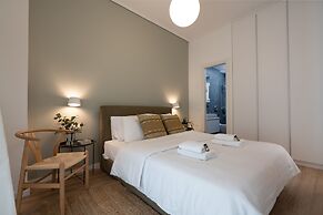 Unique 2bdr aprtm - steps to Plaka