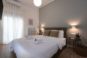 Unique 2bdr aprtm - steps to Plaka