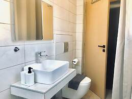 Navitas House Athens