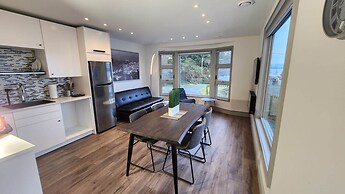 GLOBALSTAY. Paradise Marina Place