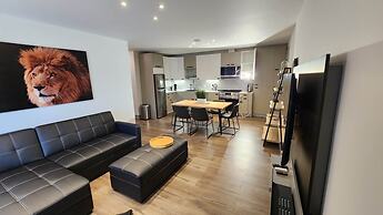 GLOBALSTAY. Paradise Marina Place