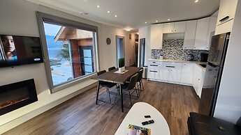 GLOBALSTAY. Paradise Marina Place