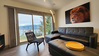 GLOBALSTAY. Paradise Marina Place