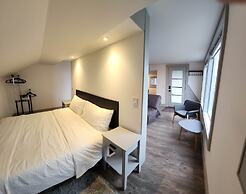 GLOBALSTAY. Paradise Marina Place