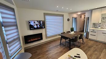 GLOBALSTAY. Paradise Marina Place