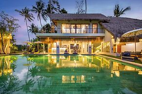 New!ubud Hideaway 6BR Villa w/ Ricefield View