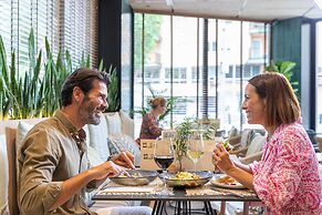 JS Palma Plaza Hotel