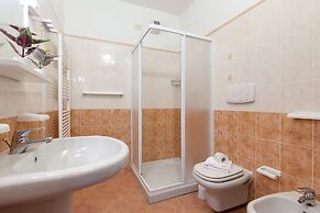 Village Apartments - Porto Letizia