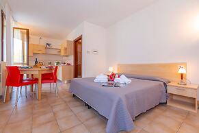 Village Apartments - Porto Letizia