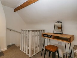 Thomas Cottage