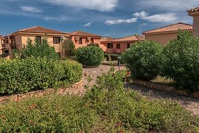 Baia De Bahas Bilo VM 500m From The Sea