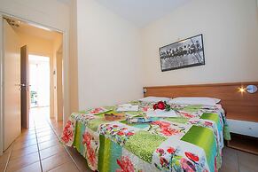 Villa Apartments - Porto Letizia