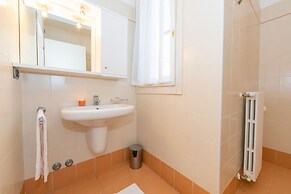 Villa Apartments - Porto Letizia