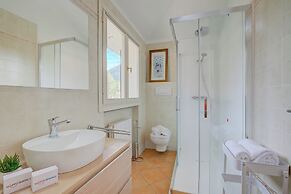 Villa Apartments - Porto Letizia