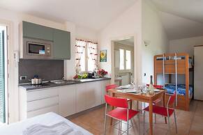 Villa Apartments - Porto Letizia