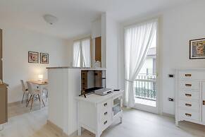 Villa Apartments - Porto Letizia