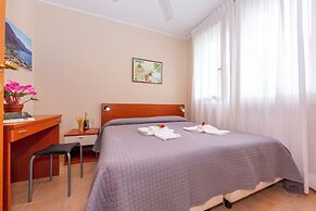 Villa Apartments - Porto Letizia