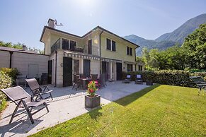 Villa Apartments - Porto Letizia
