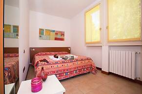 Villa Apartments - Porto Letizia