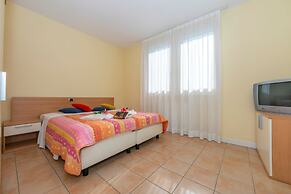 Villa Apartments - Porto Letizia