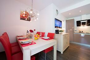 Villa Apartments - Porto Letizia