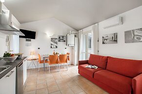 Villa Apartments - Porto Letizia