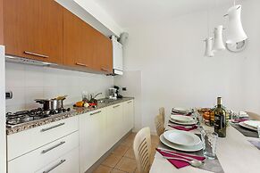 Villa Apartments - Porto Letizia