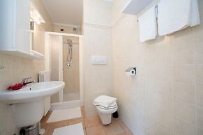 Villa Apartments - Porto Letizia