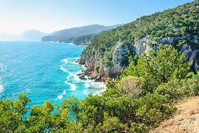 Cala Viola Trilo 1.5km With Shared Pool