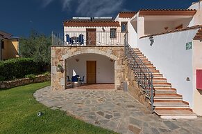 Bouganvillage Bilo With Shared Pool