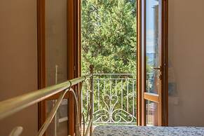 Bouganvillage Bilo With Shared Pool