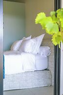 SUITE 28
