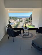 SUITE 28
