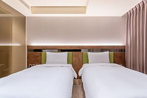 CHECK inn Taichung Qinghai