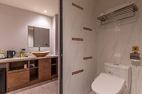 CHECK inn Taichung Qinghai