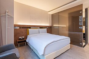 CHECK inn Taichung Qinghai