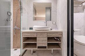 CHECK inn Taichung Qinghai