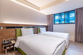 CHECK inn Taichung Qinghai