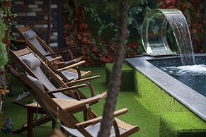 Sealife Royal Suites