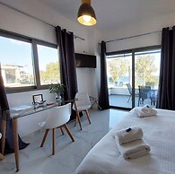 Finikas Suites & Apartments Airport