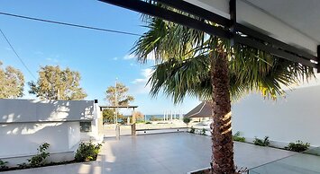 Finikas Suites & Apartments Airport