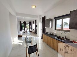 Finikas Suites & Apartments Airport