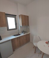 Finikas Suites & Apartments Airport