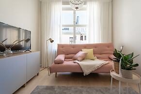 Beautiful cozy studio in Kamppi