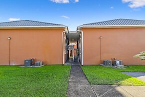 Gulf Terrace 160 - Pet-friendly First Floor Condo in Center of Destin 