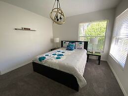 The Lake Condo @ Southern Dunes 3 Bedroom Villa by RedAwning