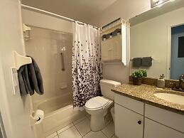 The Lake Condo @ Southern Dunes 3 Bedroom Villa by RedAwning