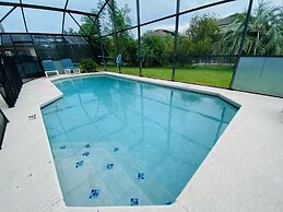 Ezra's Vacation Home @ Southern Dunes 4 Bedroom Villa by Redawning